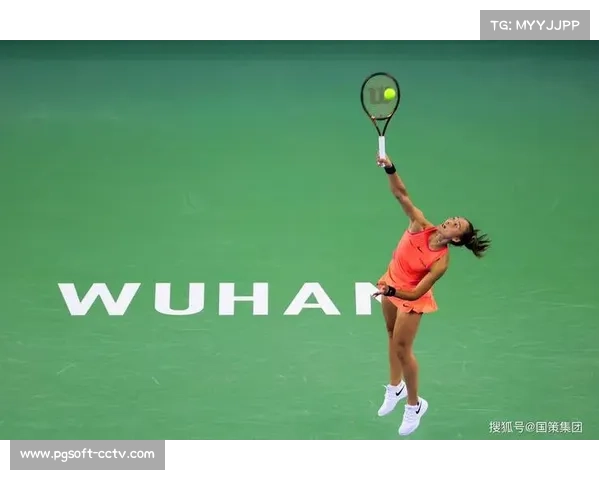 武汉赛郑钦文与费尔南德斯口角，赛后握手化解紧张