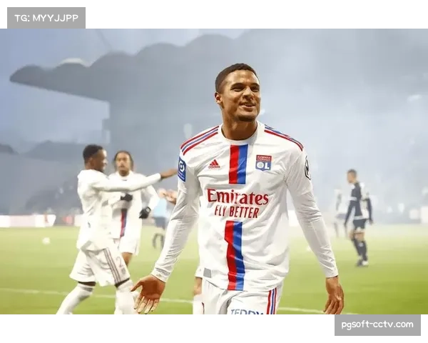 里昂0-2不敌雷恩,欧战希望遭受重挫