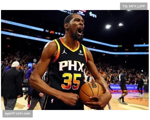 伤情更新：杜兰特、布克参加球队完整训练，有望复出